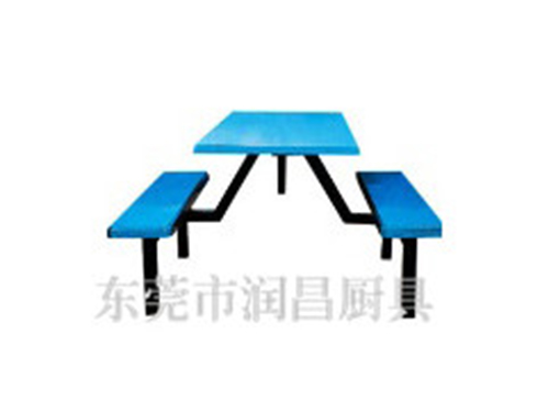 四人圓凳椅餐臺(tái)